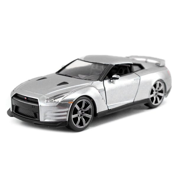 NISSAN GT-R R35 PLATA – Brian O’Conner – Rápidos y Furiosos